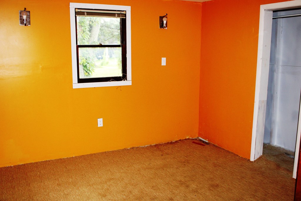 630 Fleming Falls Rd Property Photo 18