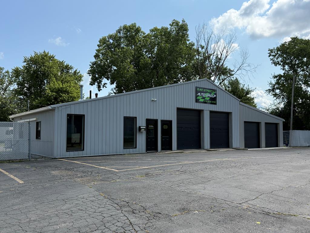 707 W. Main Property Photo 1
