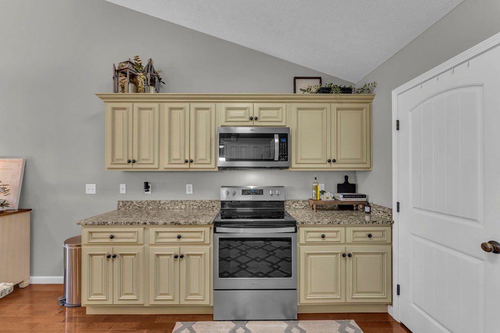 48 281 Property Photo 14