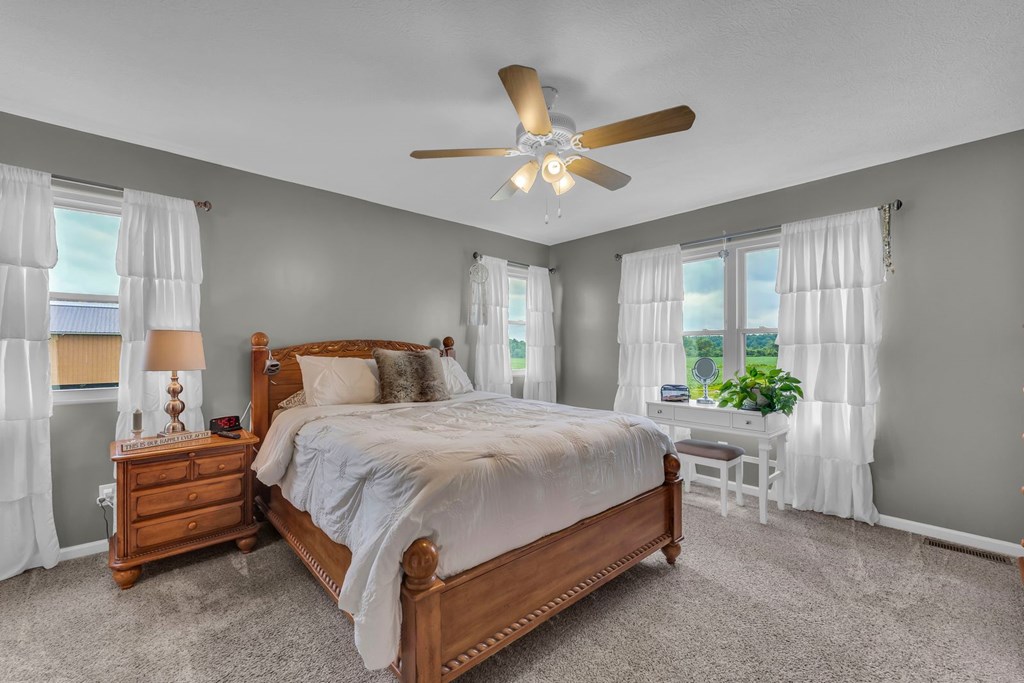 48 281 Property Photo 18