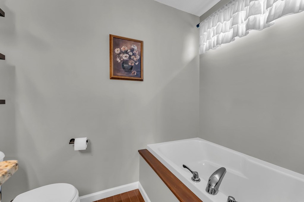 48 281 Property Photo 22