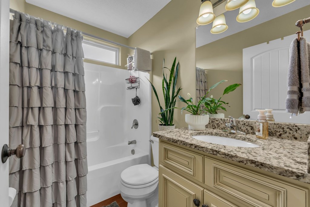 48 281 Property Photo 26