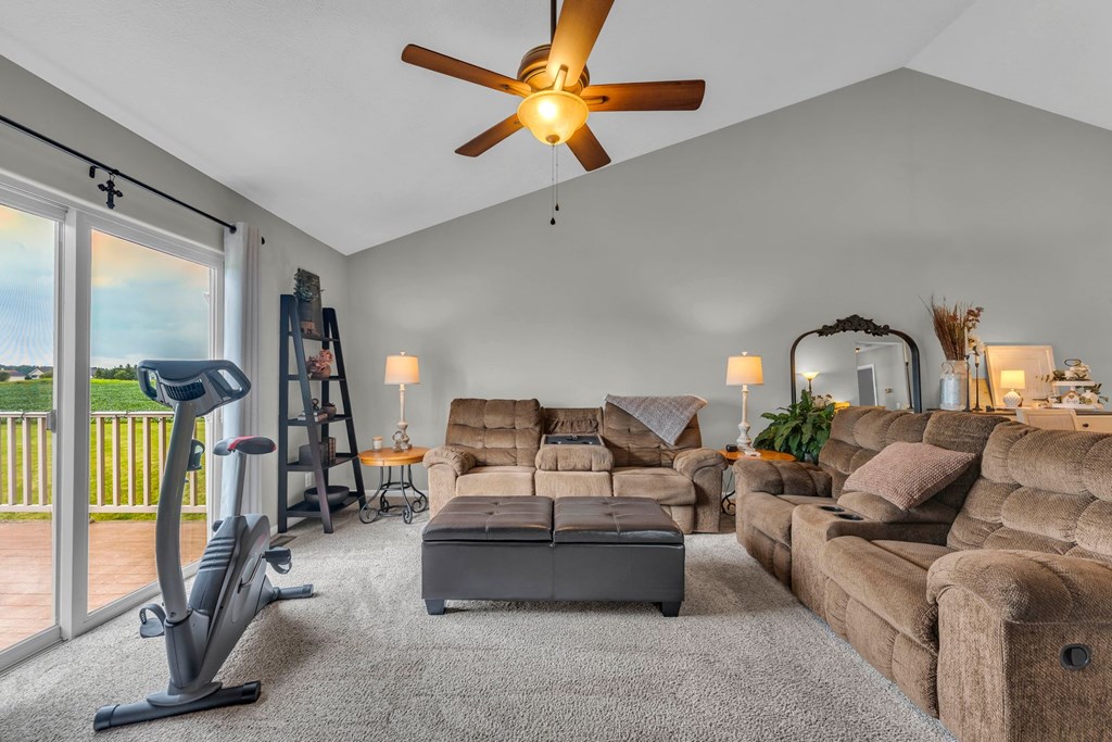 48 281 Property Photo 29