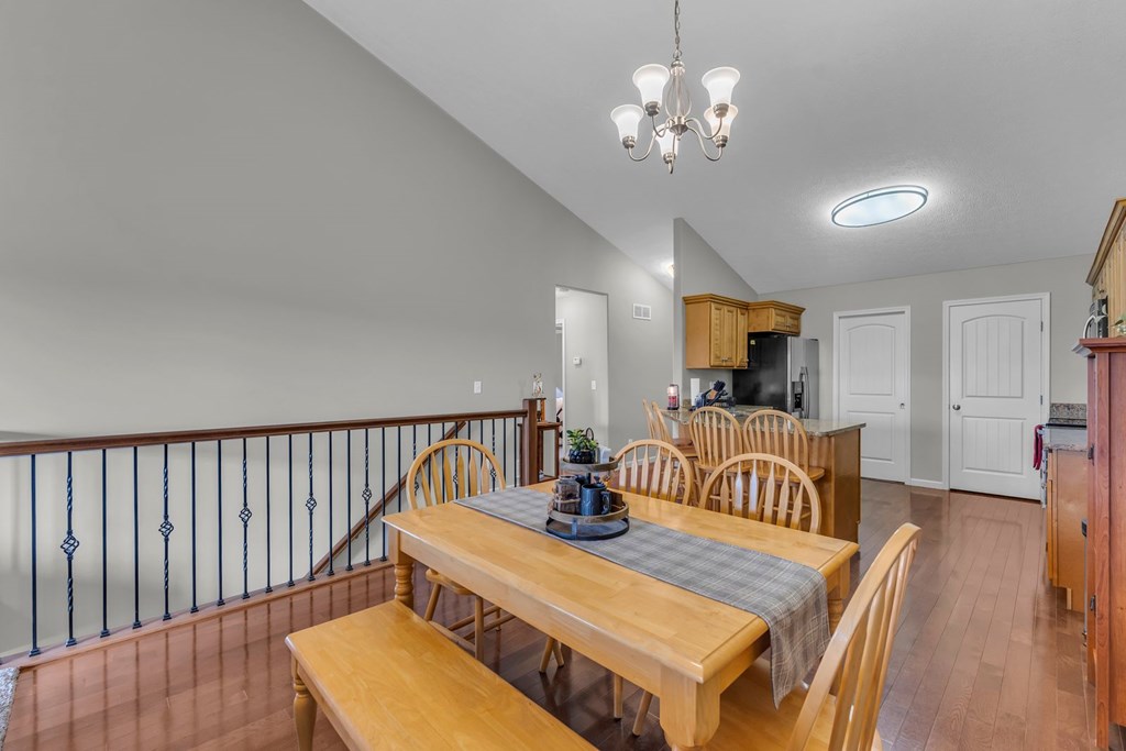 48 281 Property Photo 34