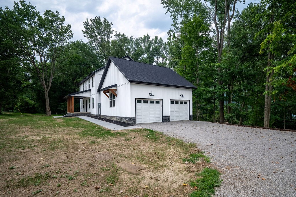 124 E. Walnut Property Photo 45