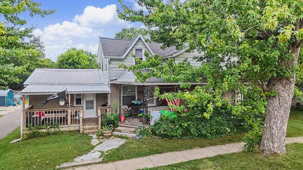 34 2nd Street Property Photo 1
