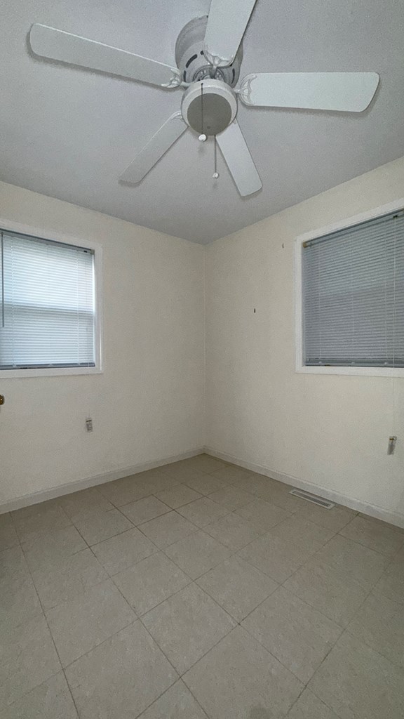 53 Vernon Rd Property Photo 10