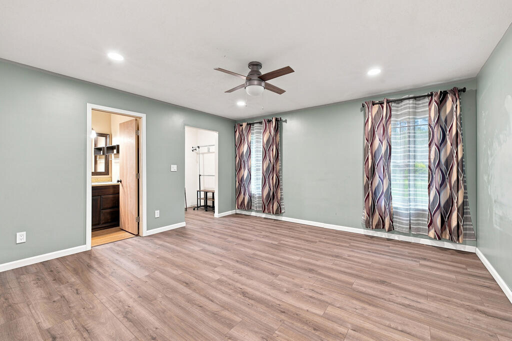 2247 Sprucewood Dr. Property Photo 10