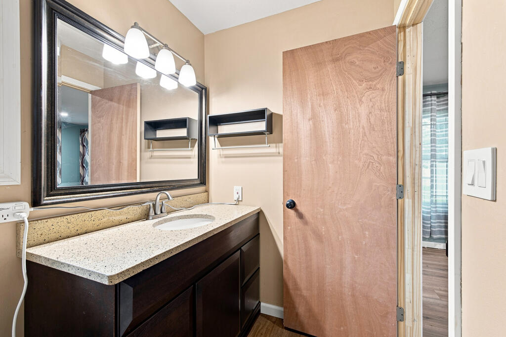 2247 Sprucewood Dr. Property Photo 11