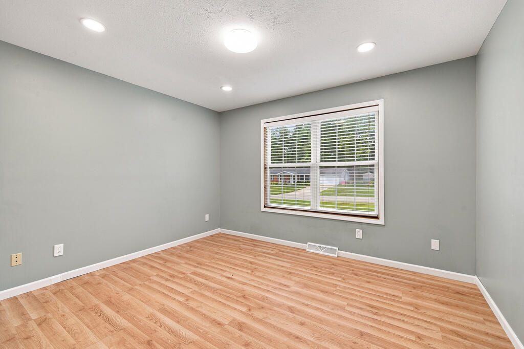 2247 Sprucewood Dr. Property Photo 13