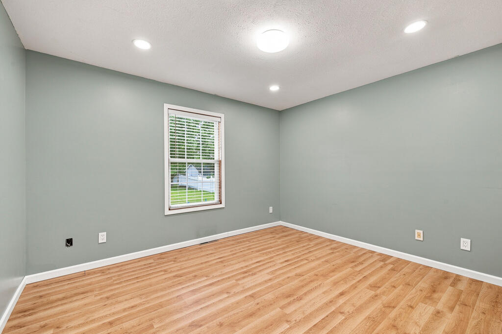 2247 Sprucewood Dr. Property Photo 15