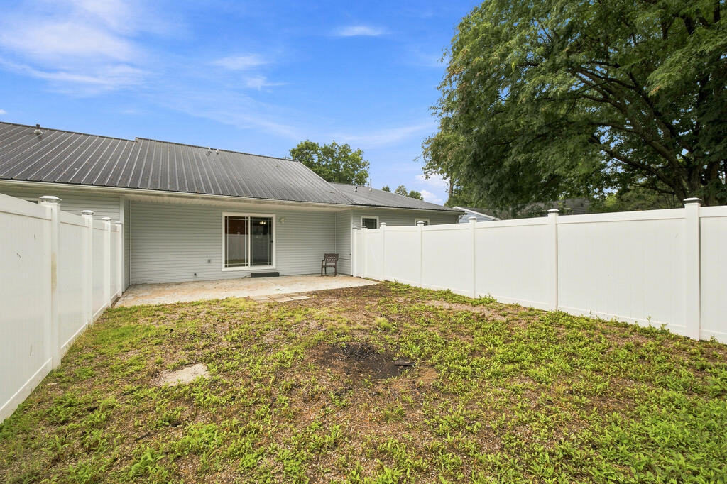 2247 Sprucewood Dr. Property Photo 19