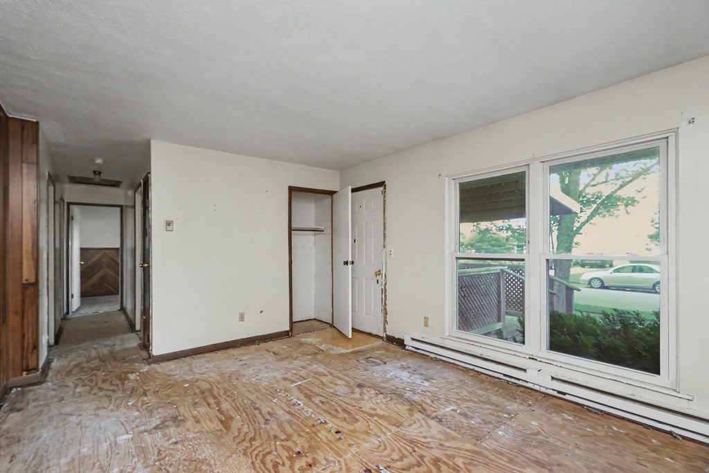 271 Eighth Avenue Property Photo 2