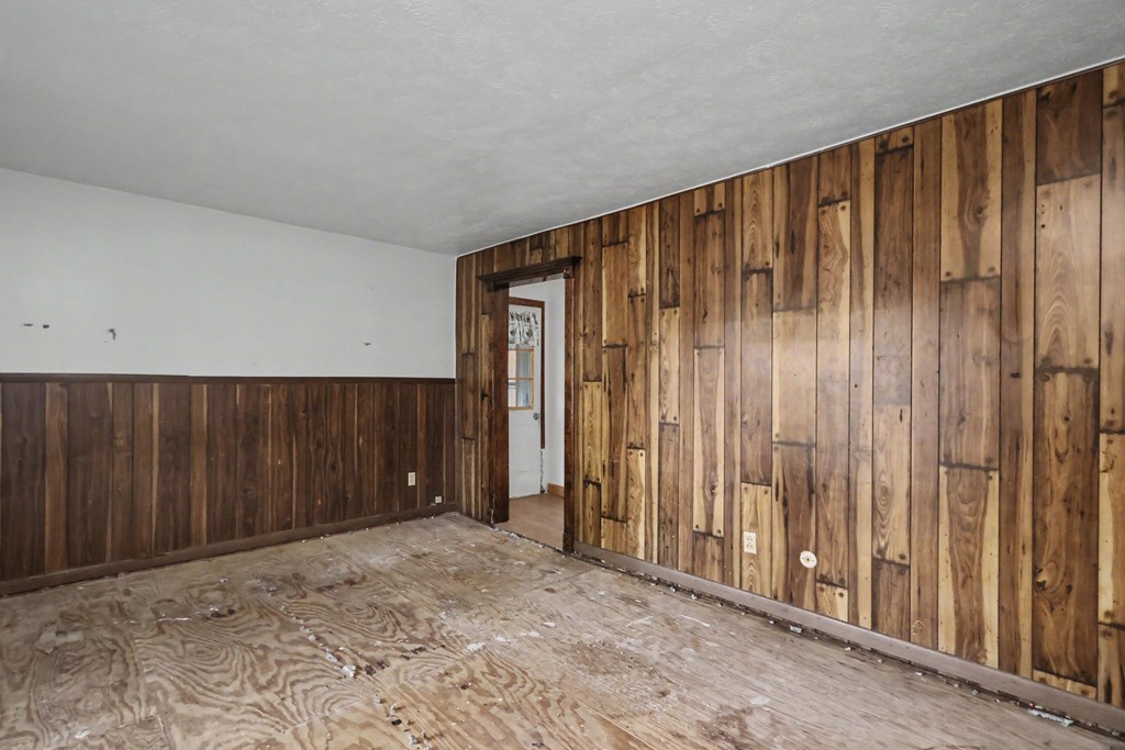271 Eighth Avenue Property Photo 3