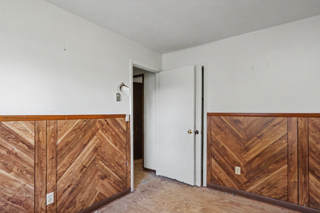 271 Eighth Avenue Property Photo 6