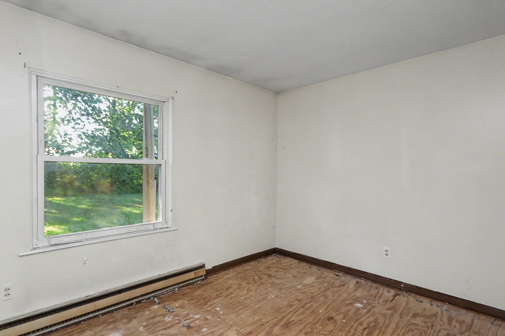 271 Eighth Avenue Property Photo 9