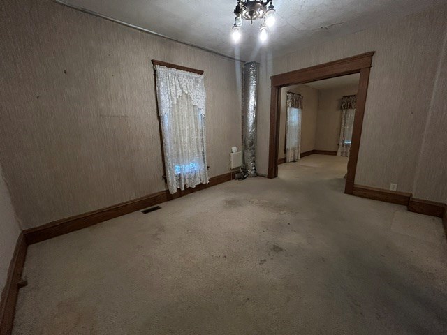 221 S Boston St Property Photo 14
