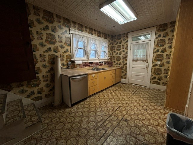 221 S Boston St Property Photo 18
