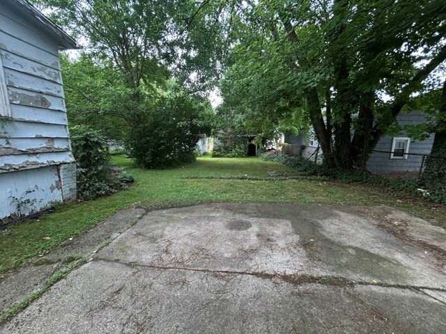 221 S Boston St Property Photo 19