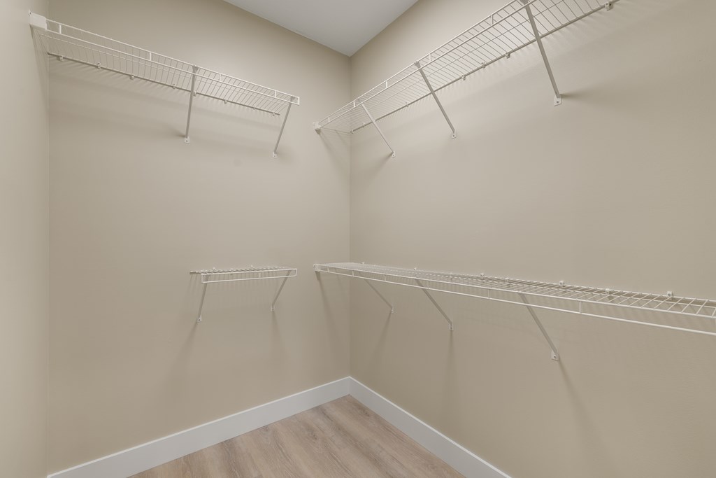 1323 S Trimble Rd Property Photo 25