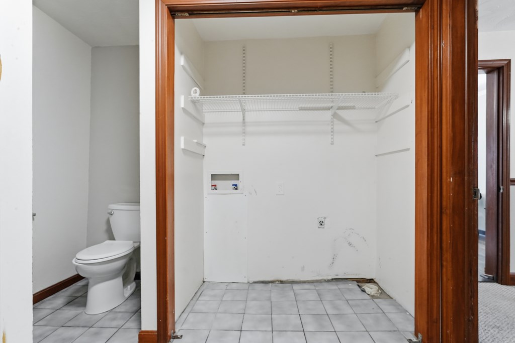 220 Diamond Street Property Photo 14