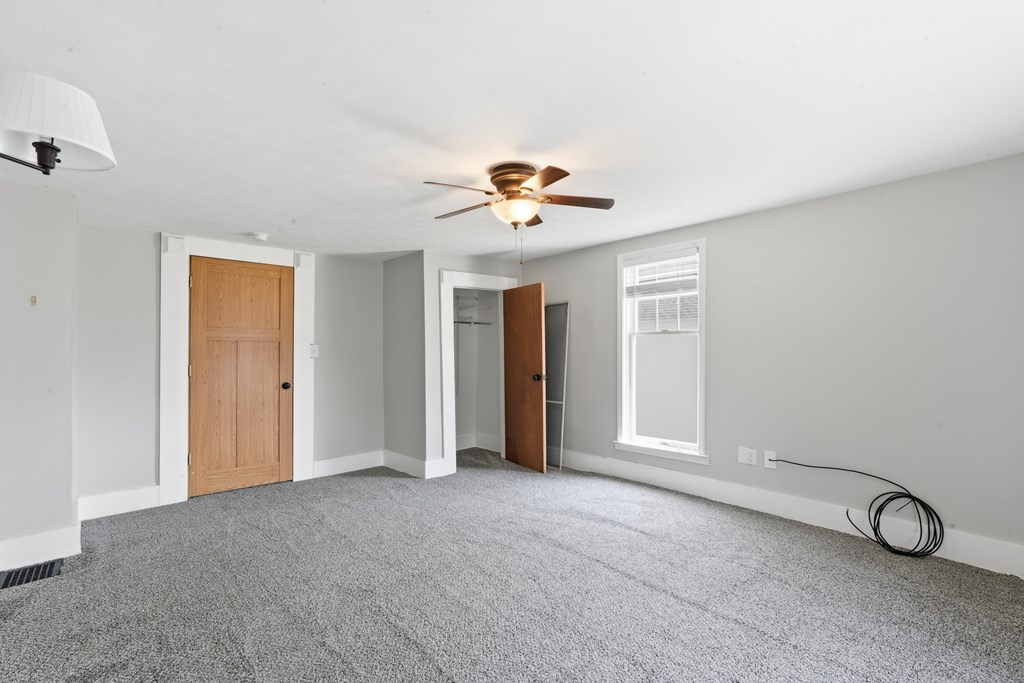 220 Diamond Street Property Photo 17