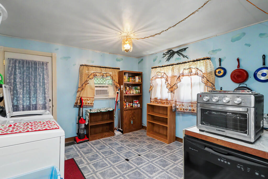 416 5th Avenue Property Photo 9
