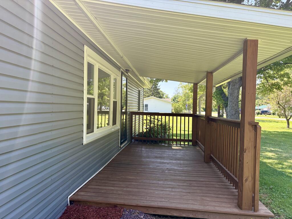 1209 Caldwell Ave Property Photo 3