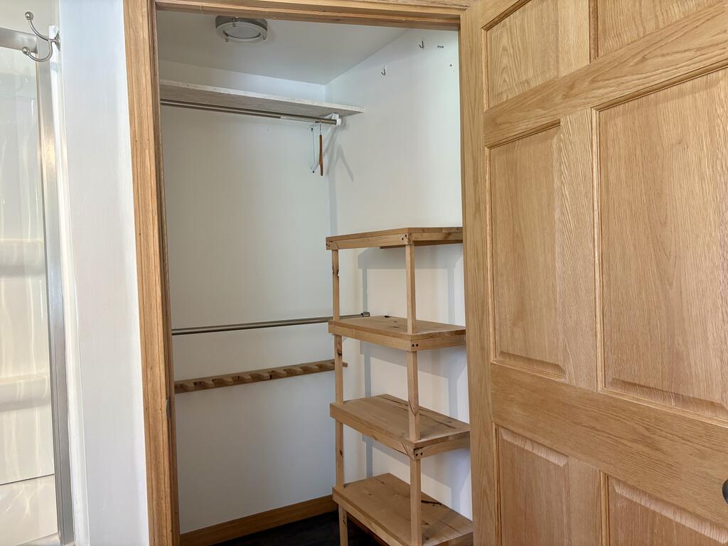 1209 Caldwell Ave Property Photo 11