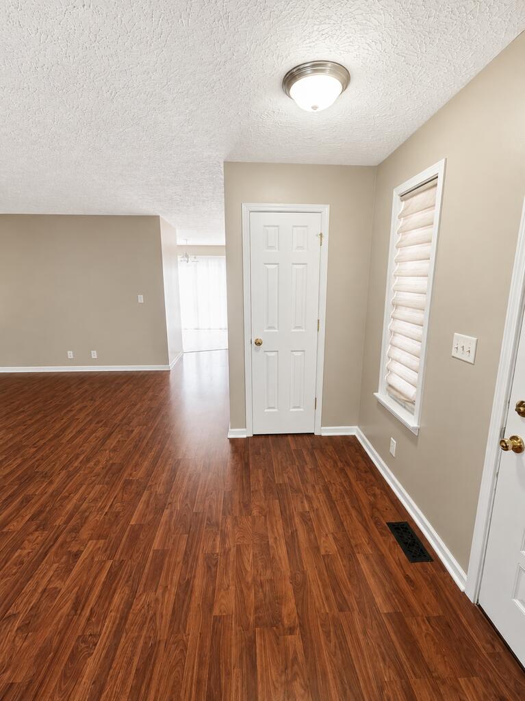 1608 Lindaire Property Photo 11