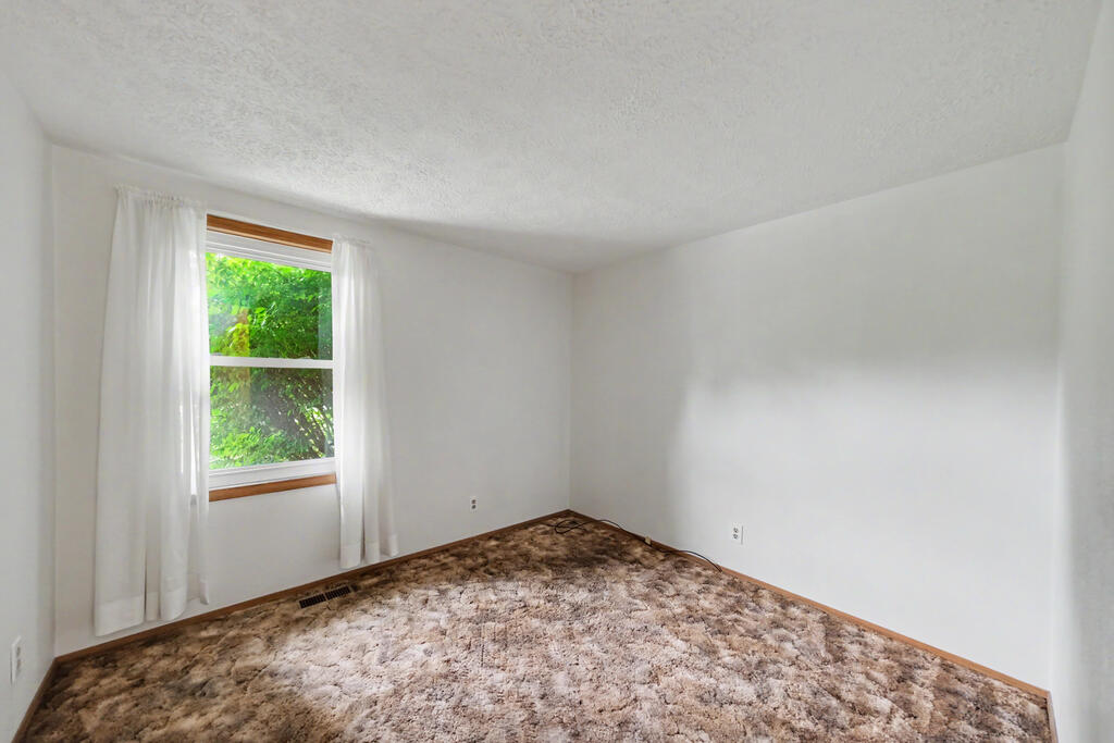 1383 Michigan Drive Property Photo 12