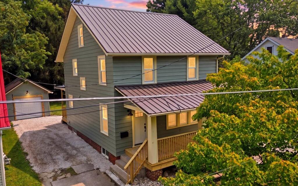 297 Vennum Avenue Property Photo 1