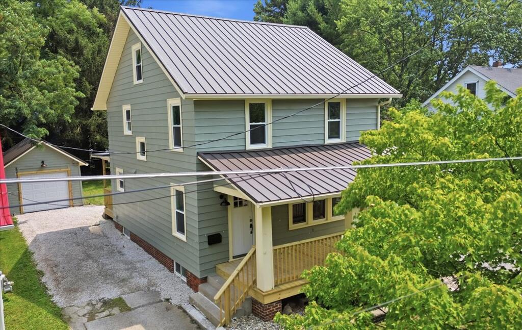 297 Vennum Avenue Property Photo 2