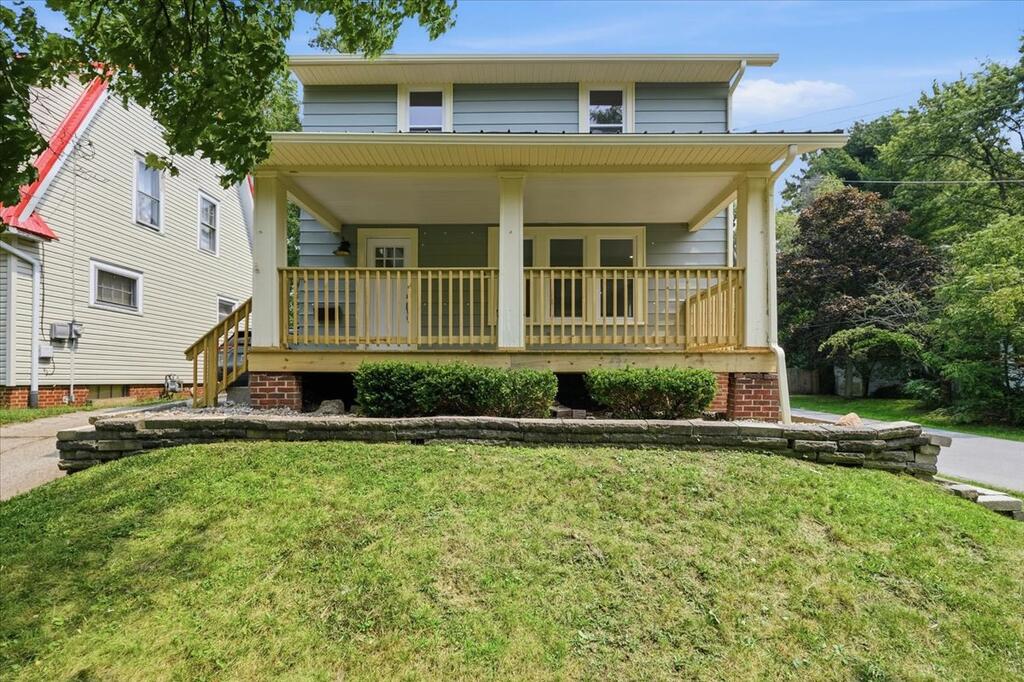 297 Vennum Avenue Property Photo 3