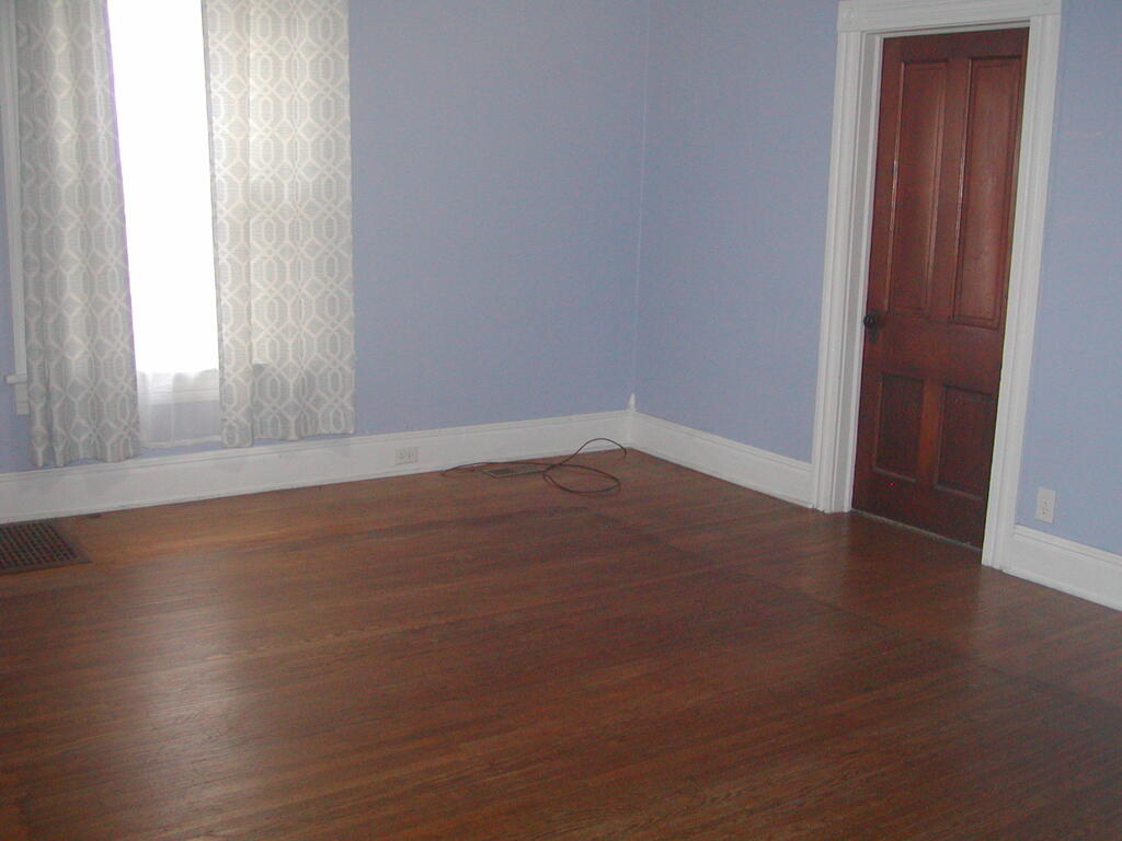 40 Broadway Property Photo 11