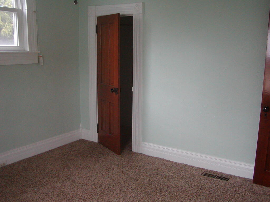 40 Broadway Property Photo 13