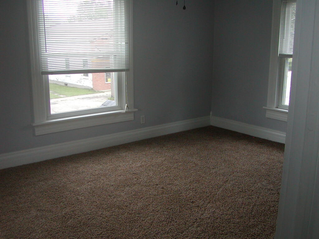 40 Broadway Property Photo 14