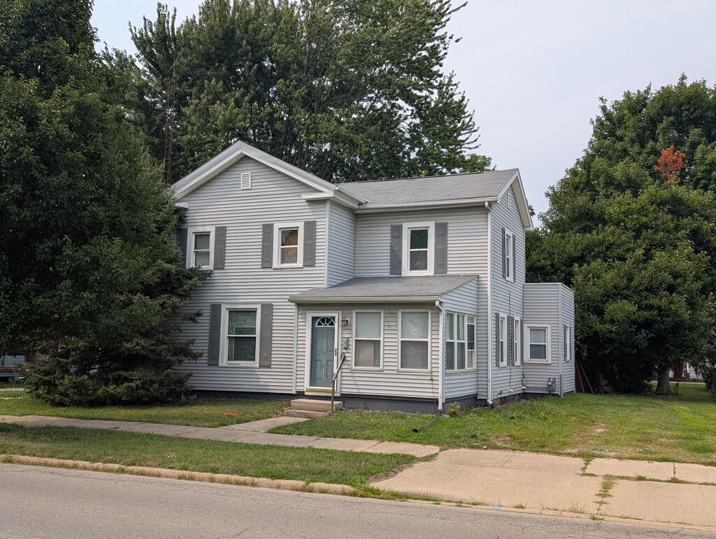 101 E Main Street Property Photo 1
