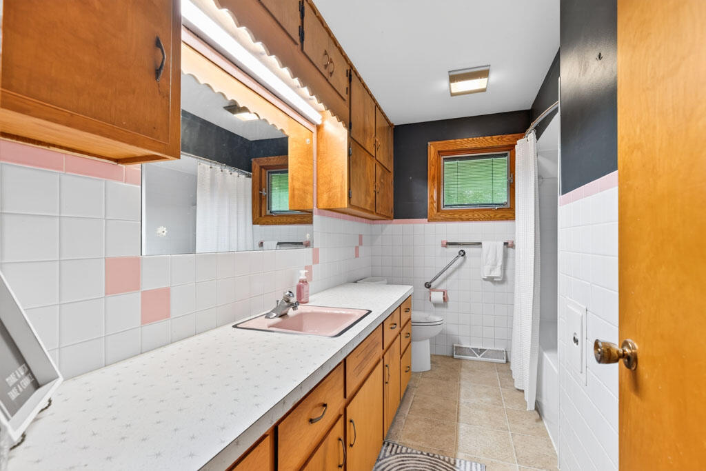 1131 Monterey Dr Property Photo 11