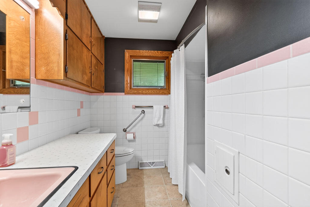 1131 Monterey Dr Property Photo 12