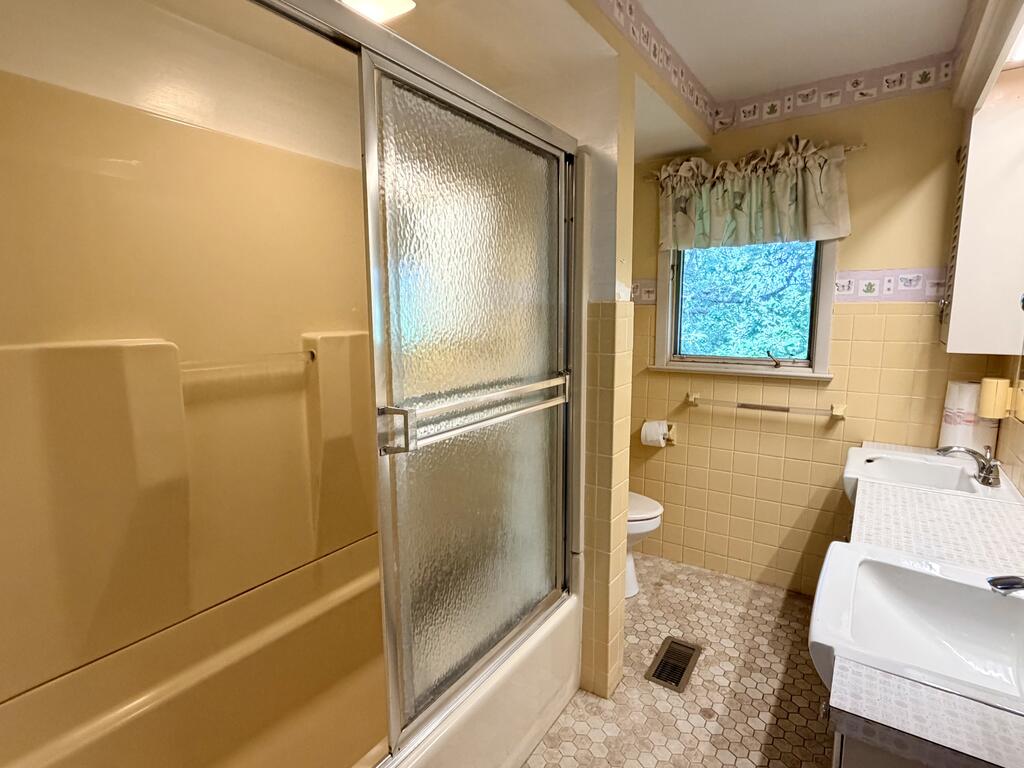 3084 Washington Rd S Property Photo 24