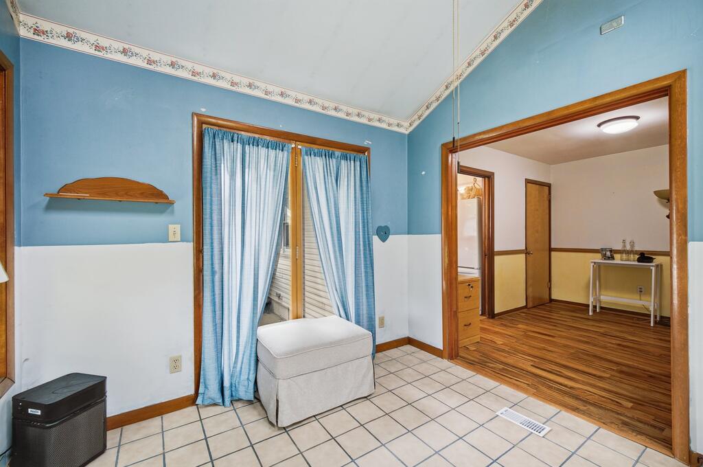 402 Euclid Ave Property Photo 12