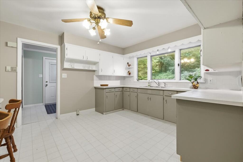 95 Griffon Drive Property Photo 17