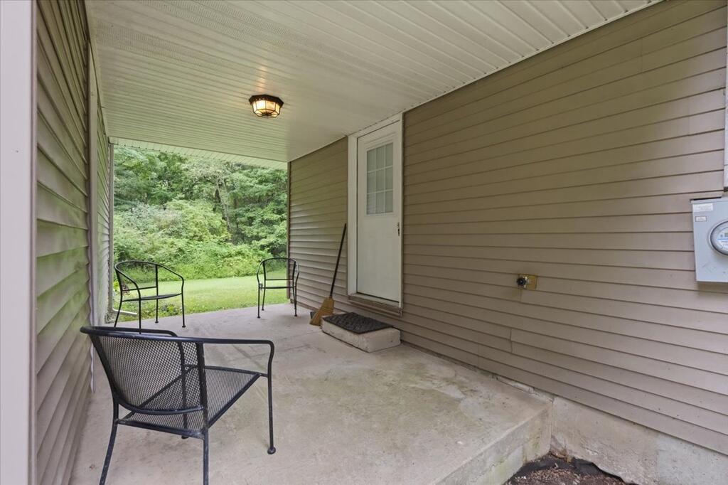 95 Griffon Drive Property Photo 38
