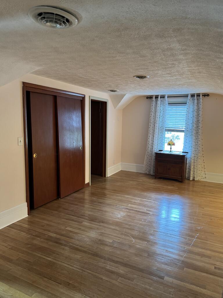 805 Maplewood Property Photo 34