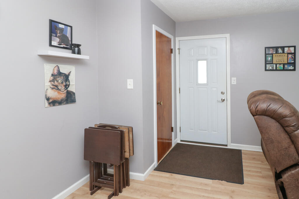 274 Cliffbrook Property Photo 6