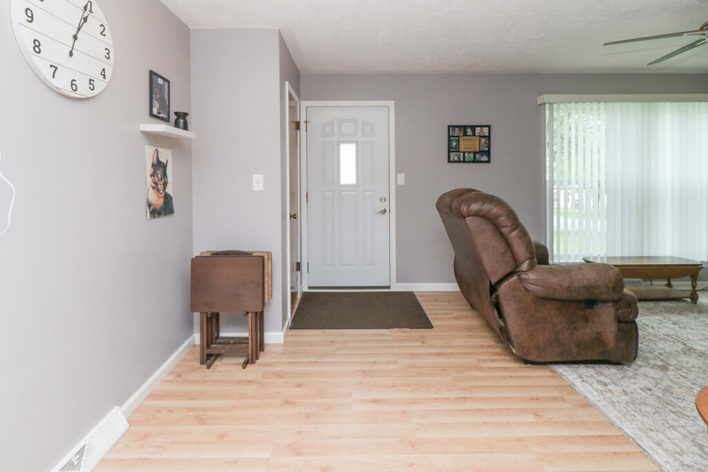 274 Cliffbrook Property Photo 7