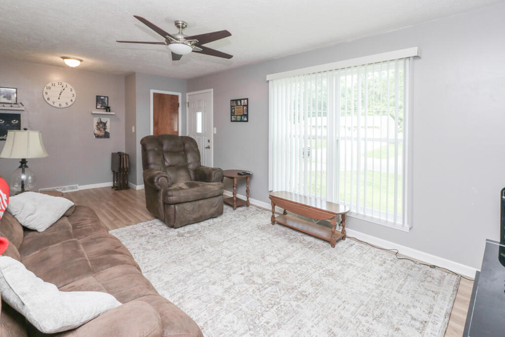 274 Cliffbrook Property Photo 9