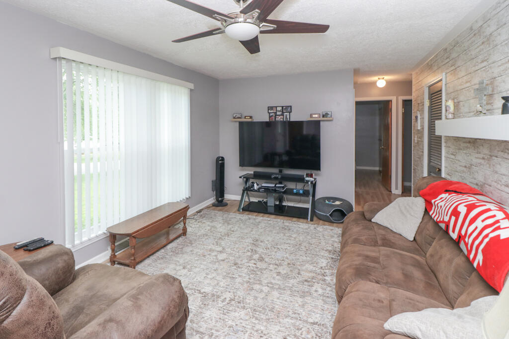 274 Cliffbrook Property Photo 10