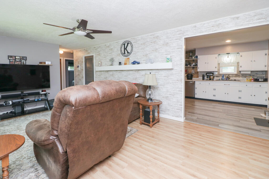 274 Cliffbrook Property Photo 13
